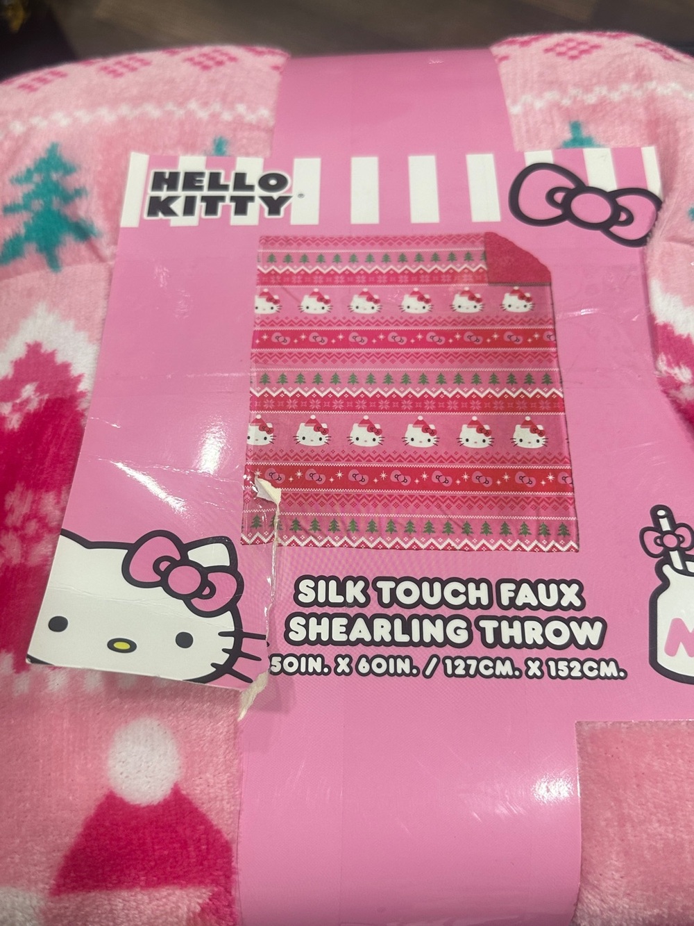 Hello kitty blanket throw